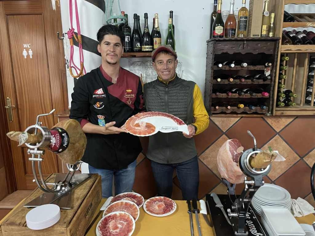 Apartamento Siete Lagunas Appartement Trevélez Buitenkant foto