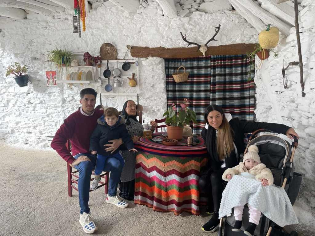 Apartamento Siete Lagunas Appartement Trevélez Buitenkant foto